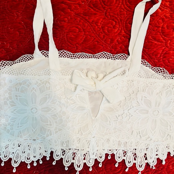 SAYLOR White Lace Two Piece Set - Picture 8 of 13